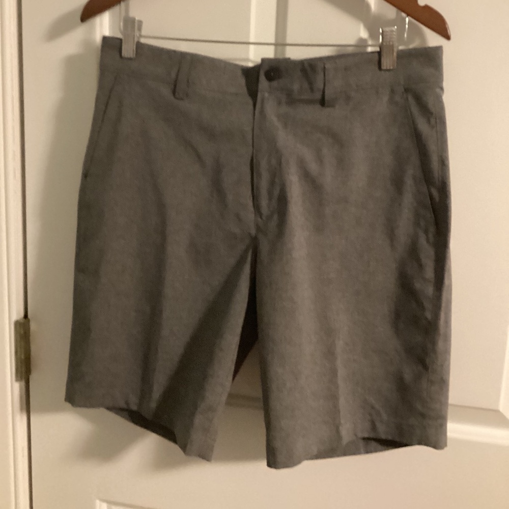 PGA TOUR GOLF SHORTS